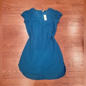 Japan Hi-lo Dress Size M NWT